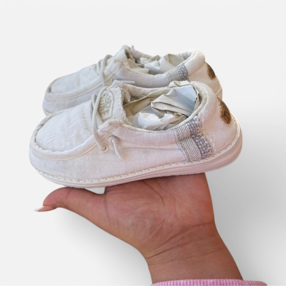 Hey Dude Other - HEYDUDE unisex Wally Casual Shoe - Toddler - Beach Horizon